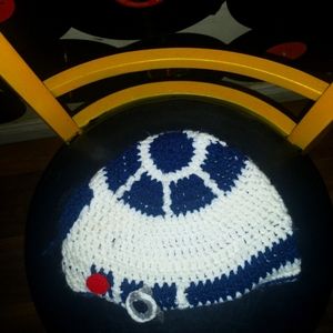 Hand crochet STARWARS R2D2 KIDS HAT !!